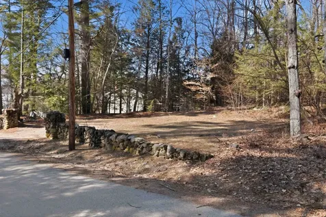 19 Wawbeek Road Tuftonboro NH 03816