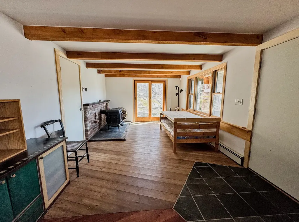 2603 North Pownal Road Pownal VT 05261-0102