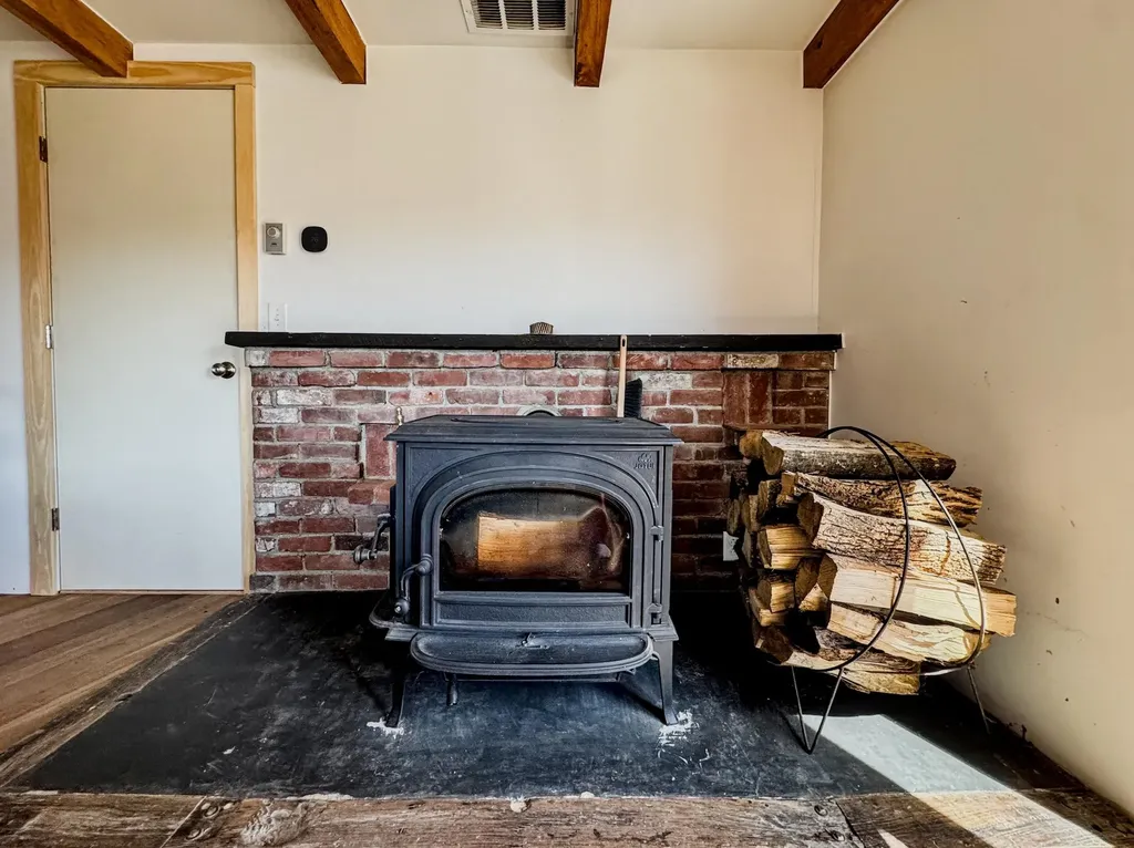 2603 North Pownal Road Pownal VT 05261-0102