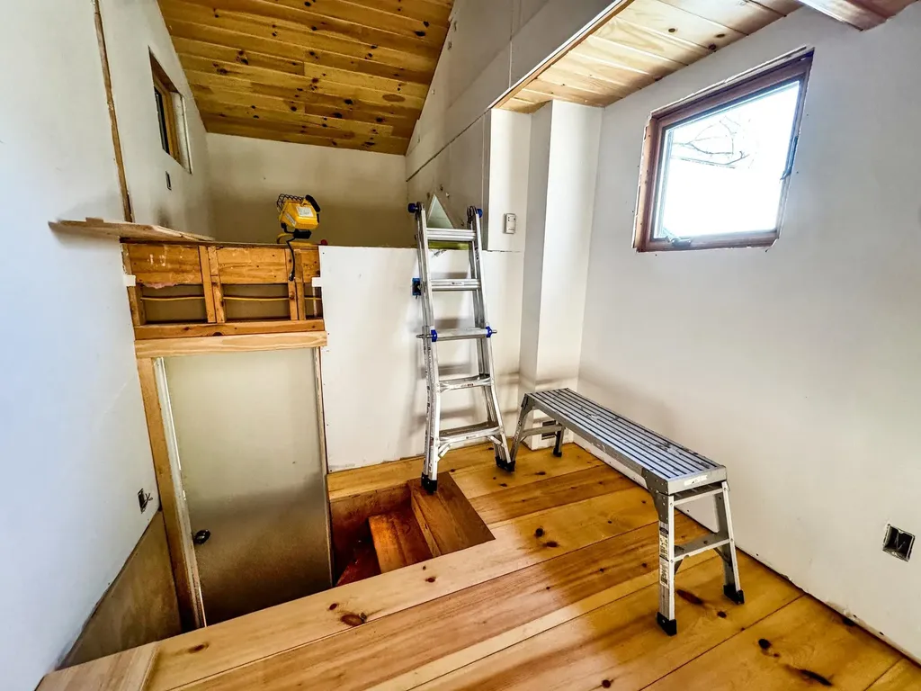 2603 North Pownal Road Pownal VT 05261-0102