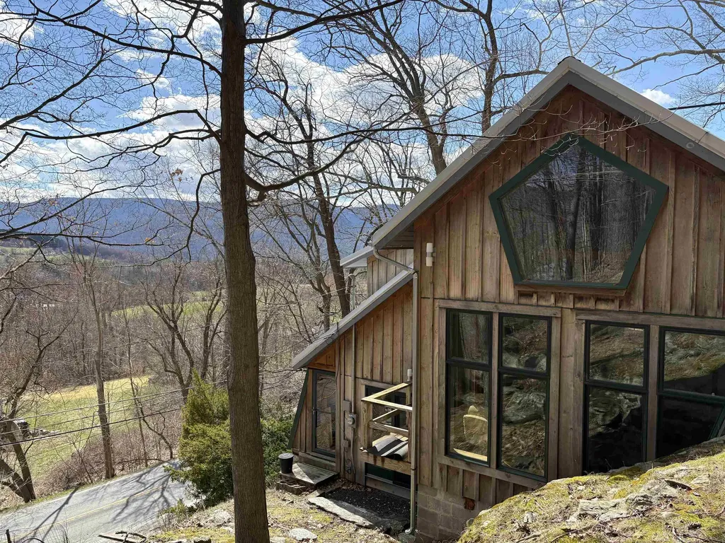 2603 North Pownal Road Pownal VT 05261-0102
