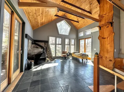 2603 North Pownal Road Pownal VT 05261-0102