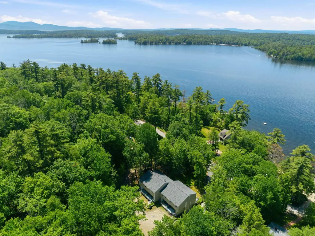 19 Wawbeek Road Tuftonboro NH 03816