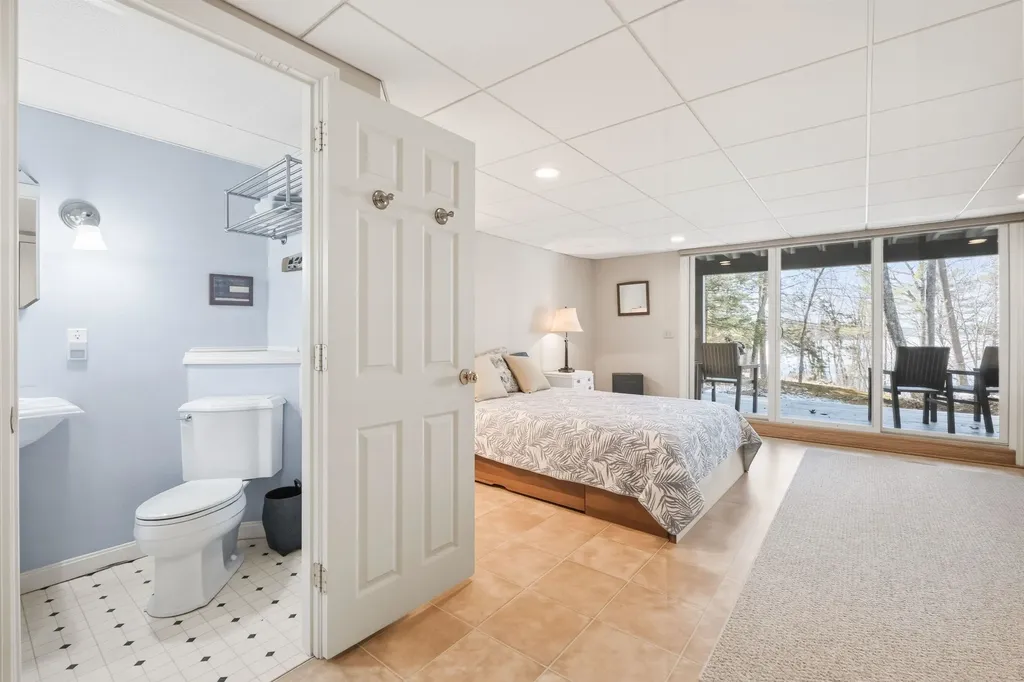 19 Wawbeek Road Tuftonboro NH 03816