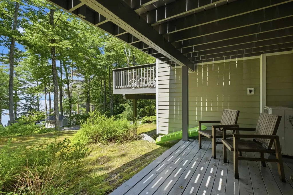 19 Wawbeek Road Tuftonboro NH 03816