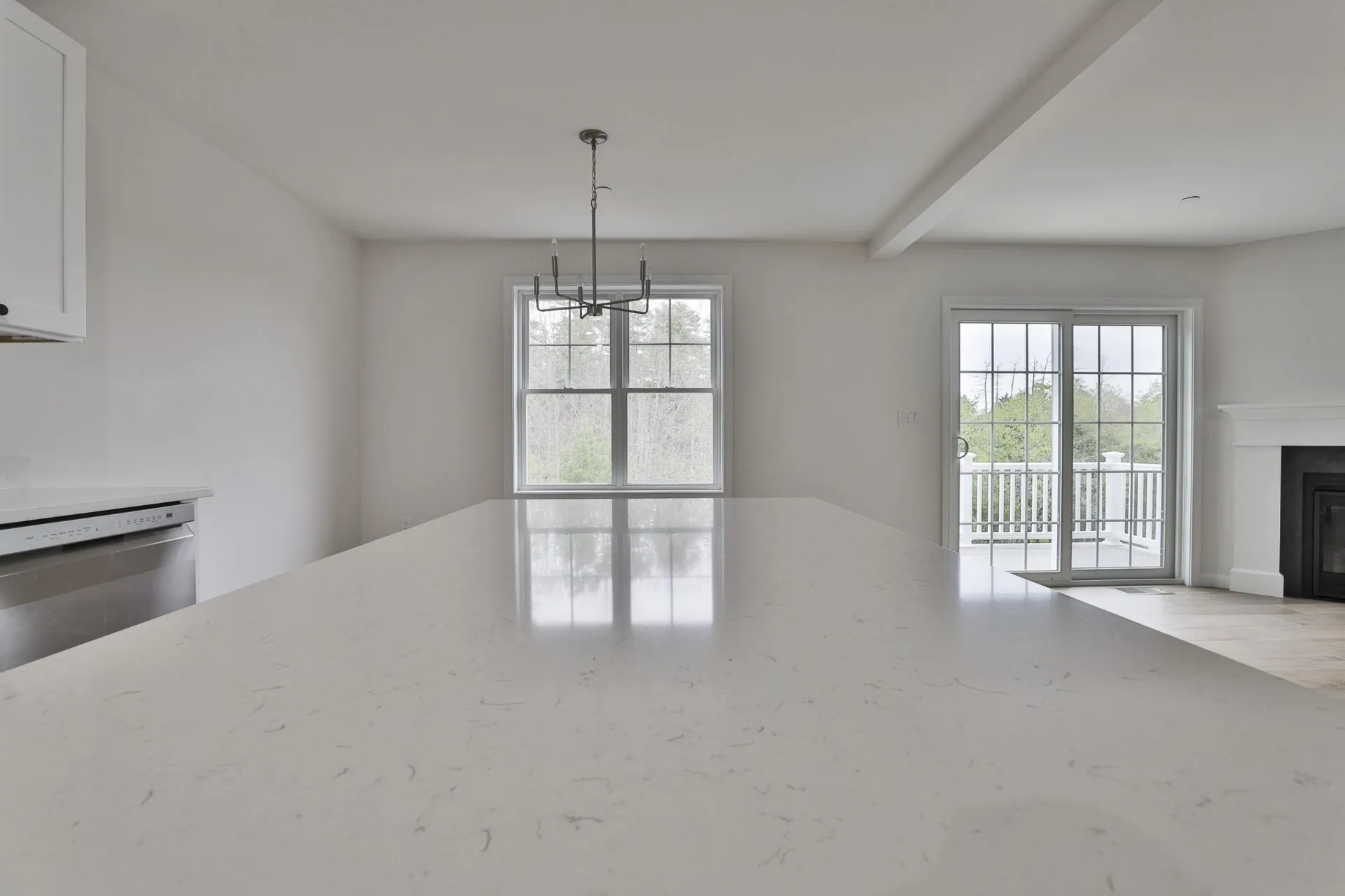 73 Crestview Way Raymond NH 03077