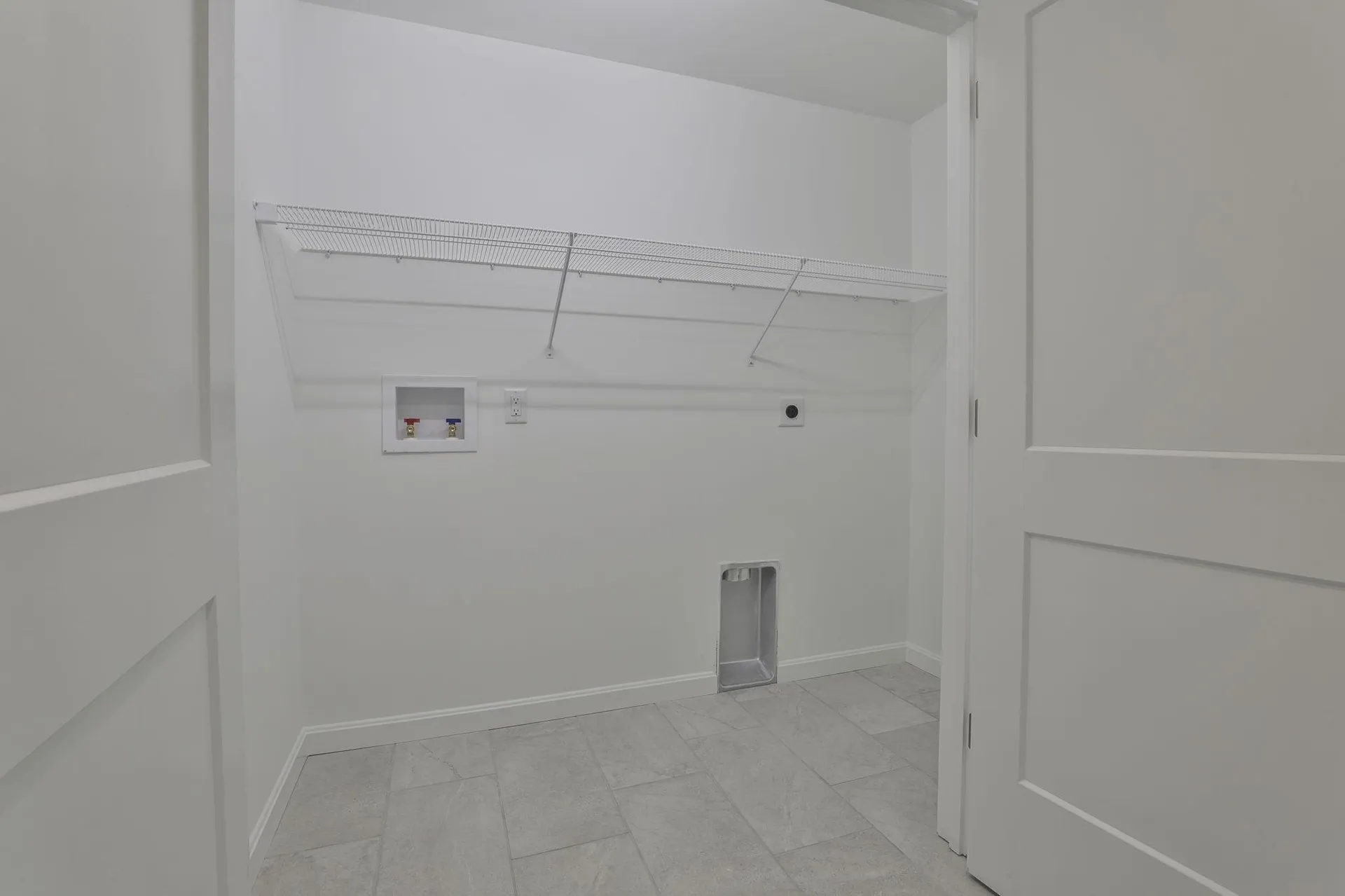 73 Crestview Way Raymond NH 03077