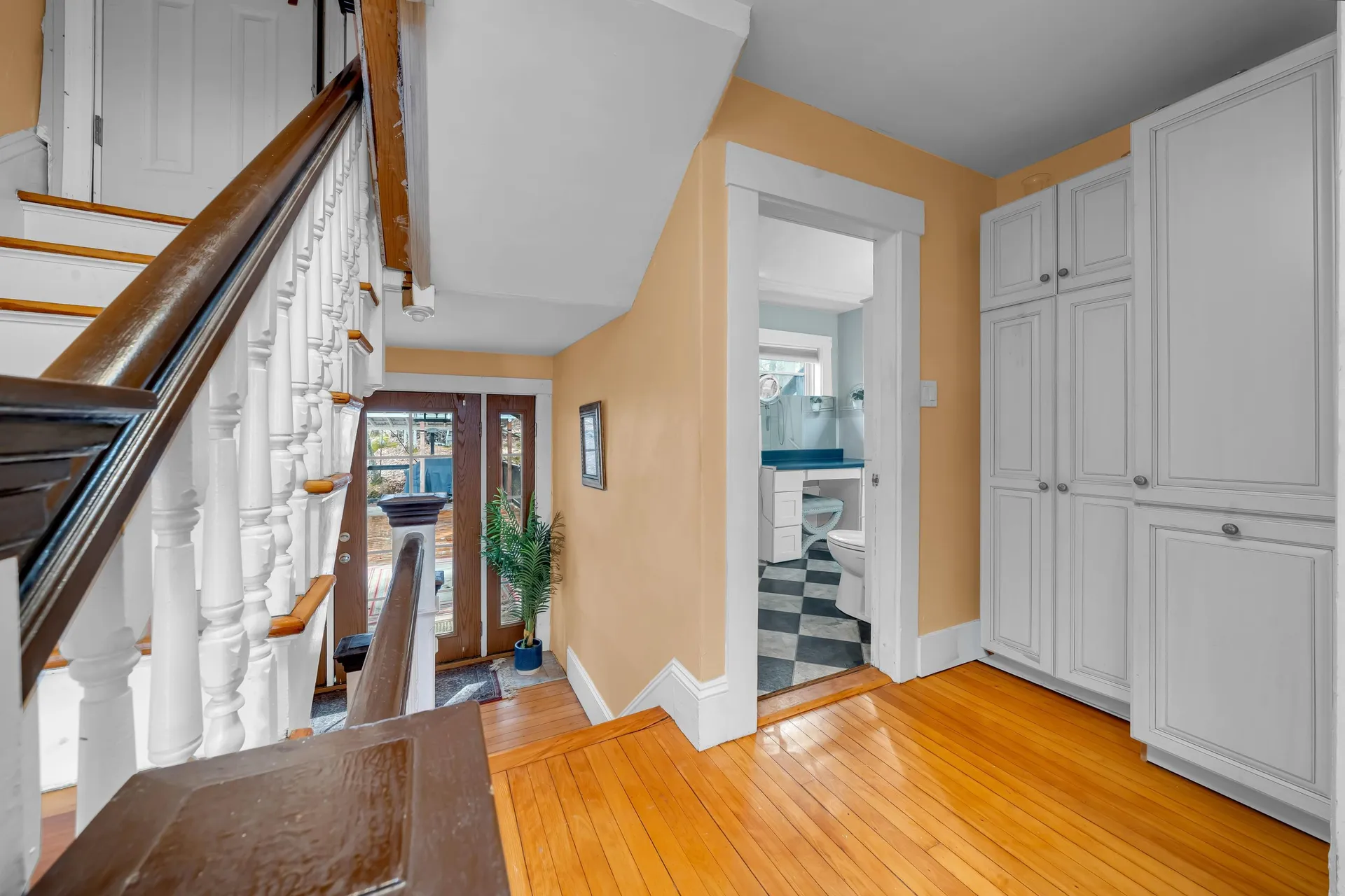 7 Moulton Street Raymond NH 03077