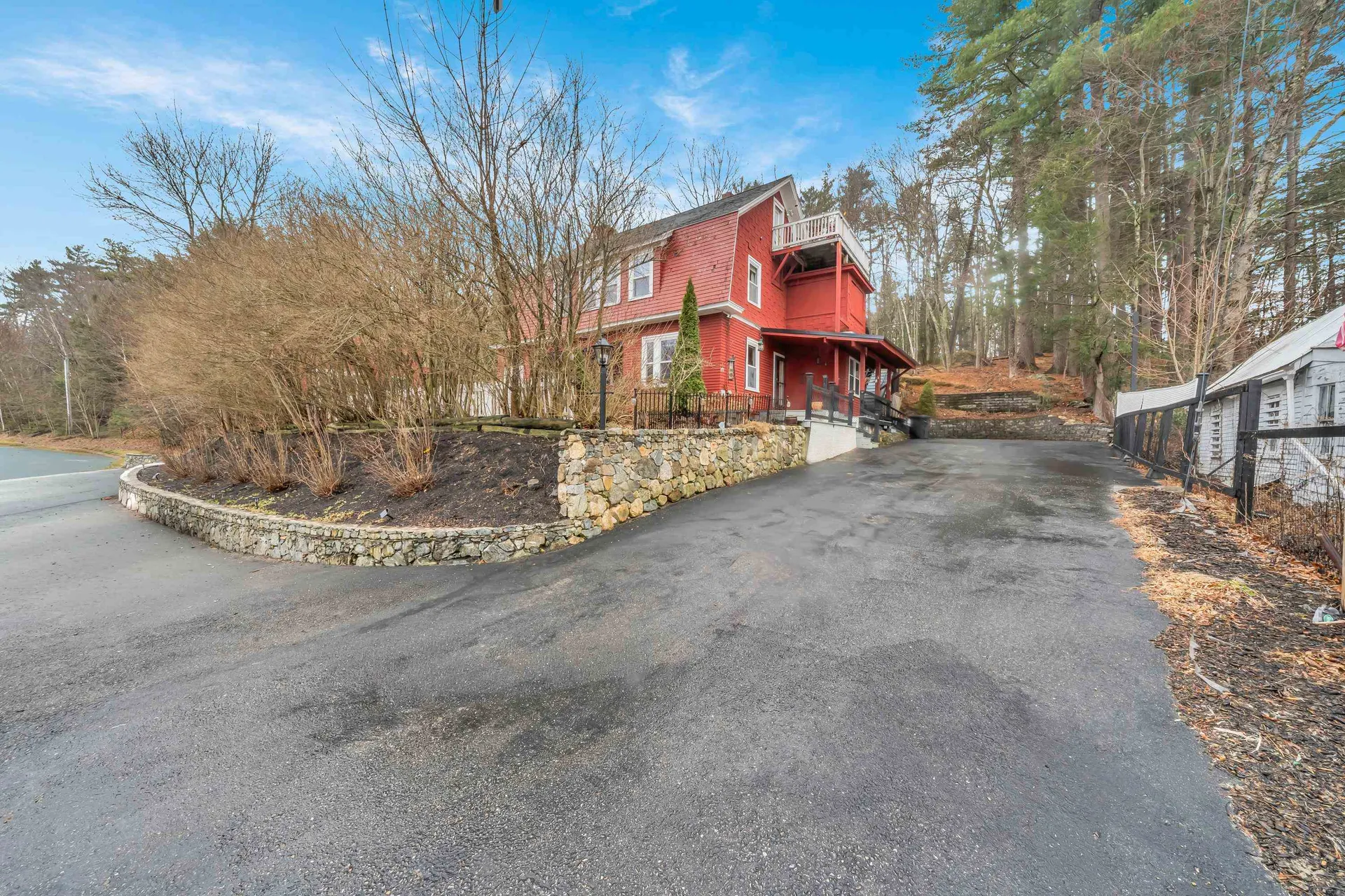 7 Moulton Street Raymond NH 03077