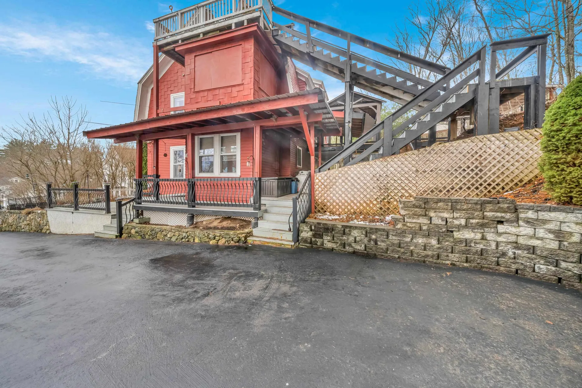 7 Moulton Street Raymond NH 03077