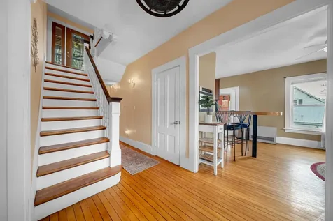 7 Moulton Street Raymond NH 03077