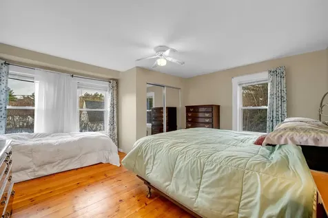 7 Moulton Street Raymond NH 03077