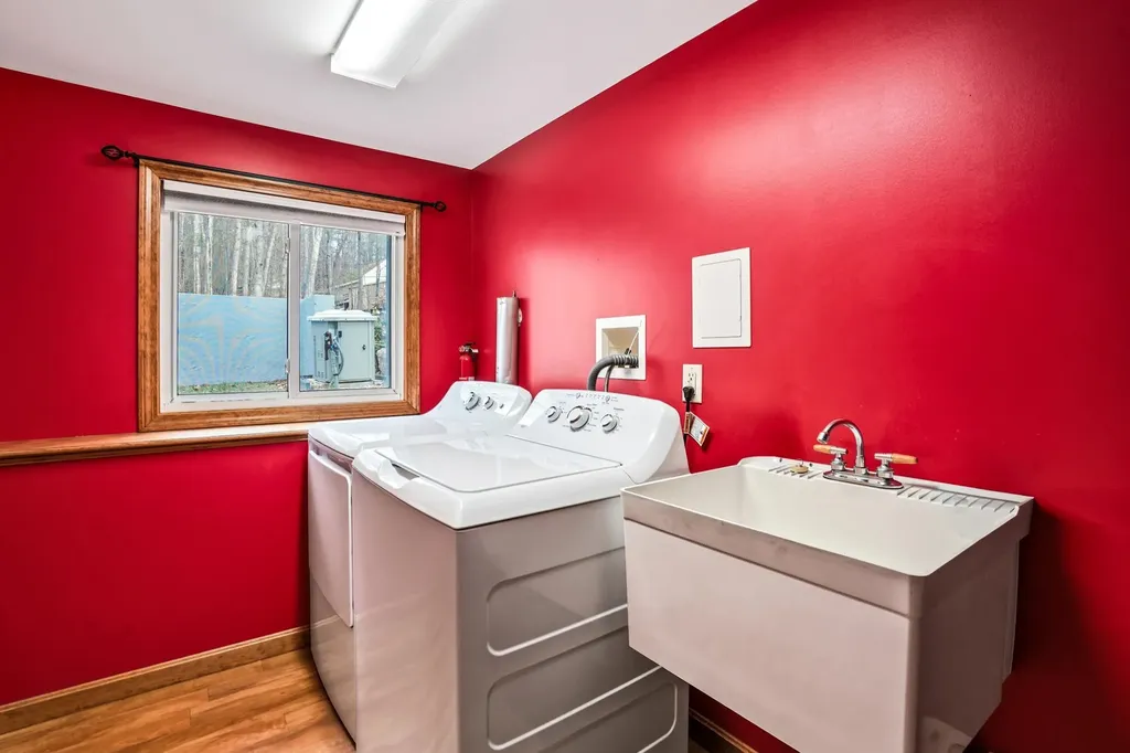 190 Buck Street Pembroke NH 03275