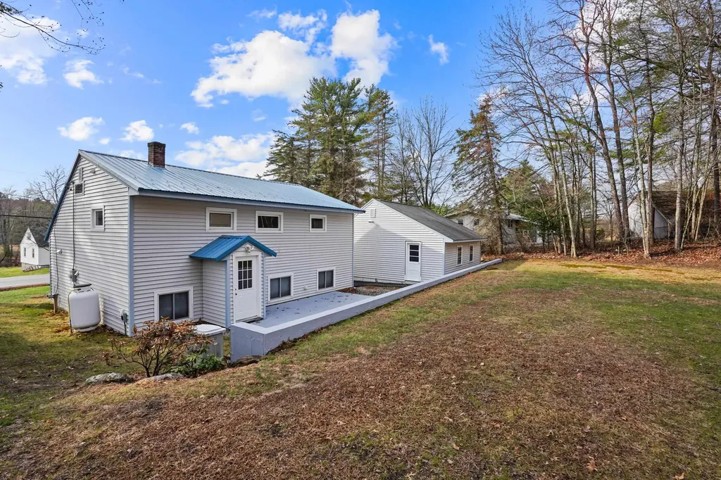 190 Buck Street Pembroke NH 03275
