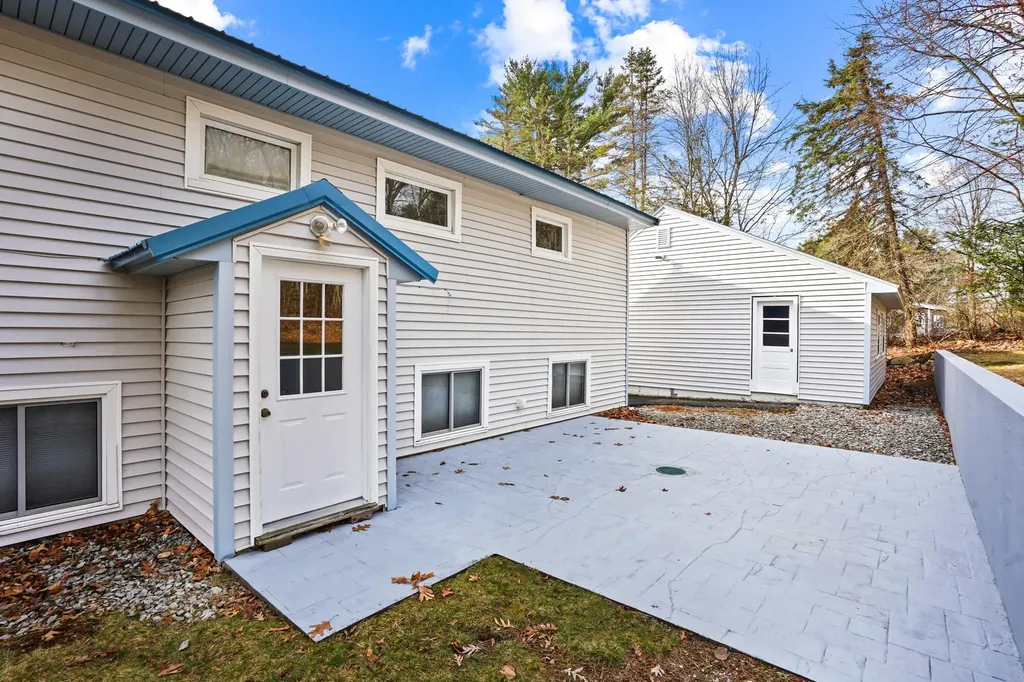 190 Buck Street Pembroke NH 03275