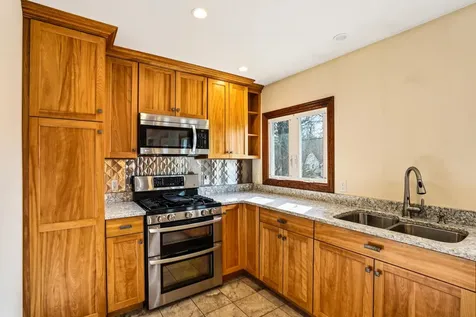 190 Buck Street Pembroke NH 03275