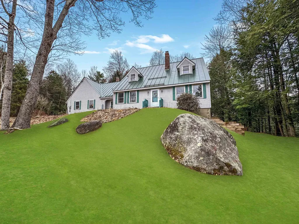 43 Nottingham Circle Lebanon NH 03766