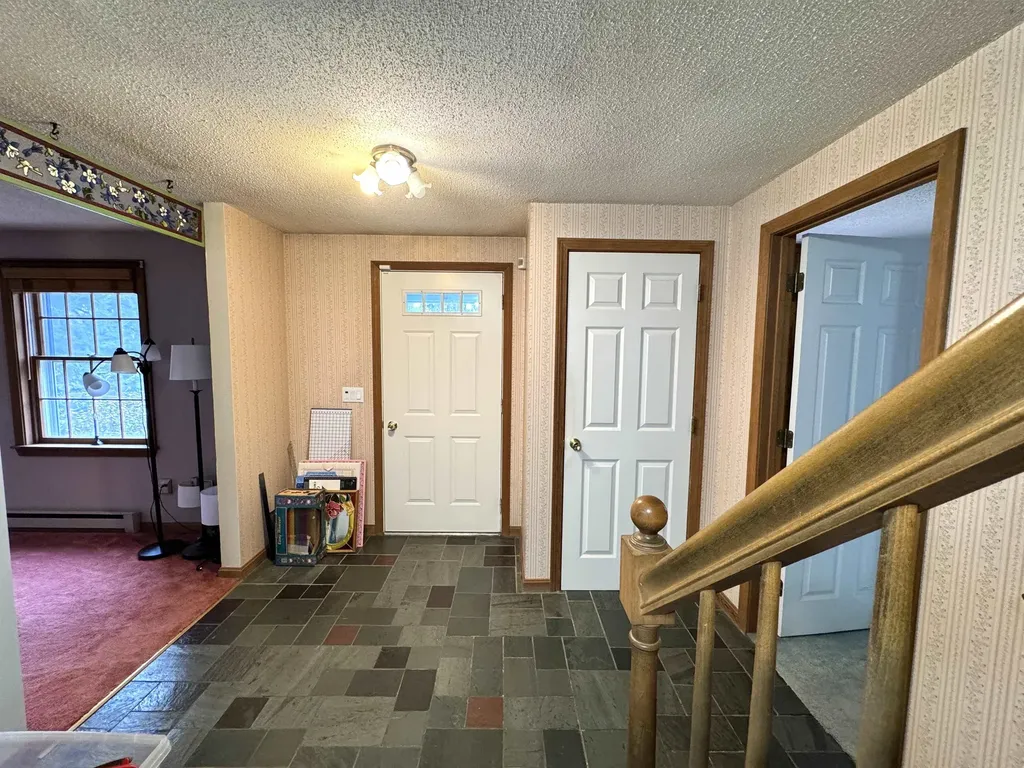 43 Nottingham Circle Lebanon NH 03766