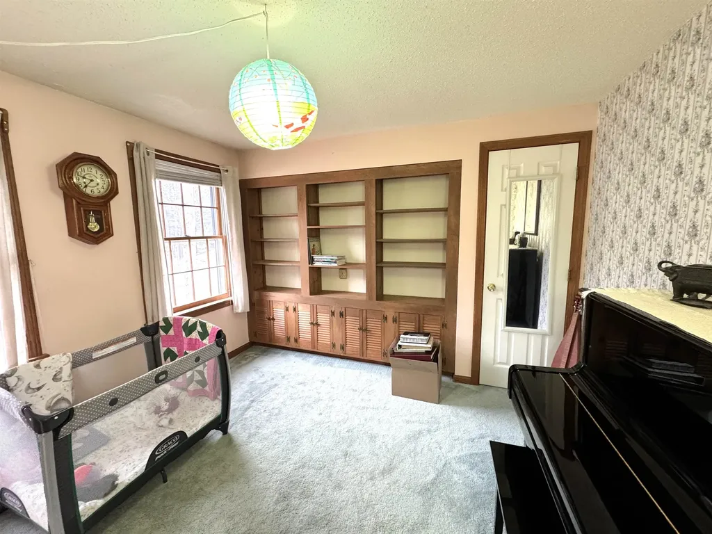 43 Nottingham Circle Lebanon NH 03766