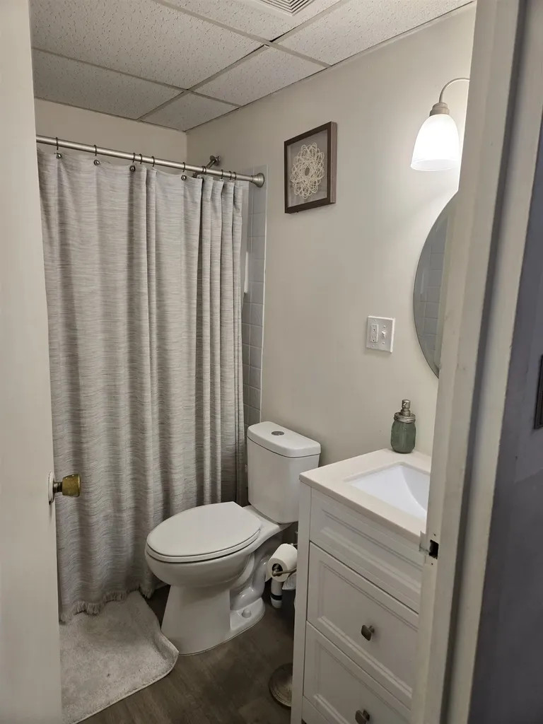 2 Silvestri Circle Derry NH 03038