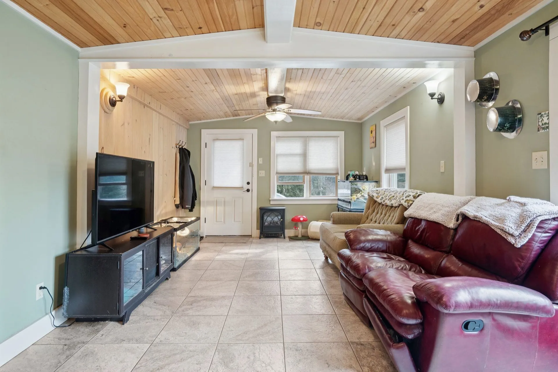 17 Keyes Hollow Road Acworth NH 03607