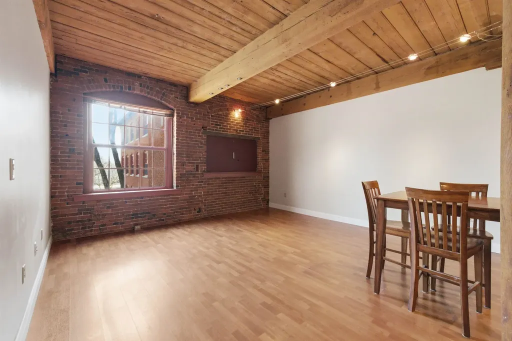 335 Cypress Street Manchester NH 03103
