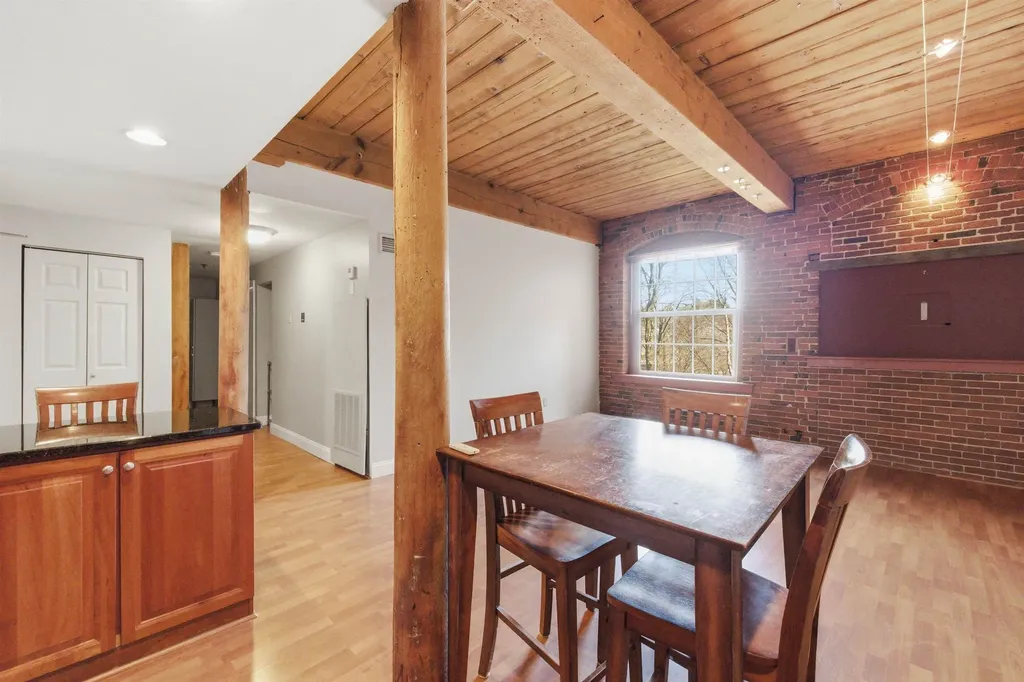 335 Cypress Street Manchester NH 03103
