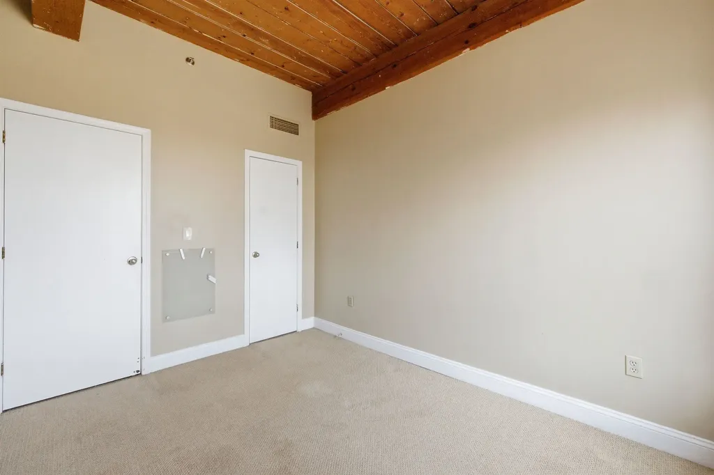 335 Cypress Street Manchester NH 03103