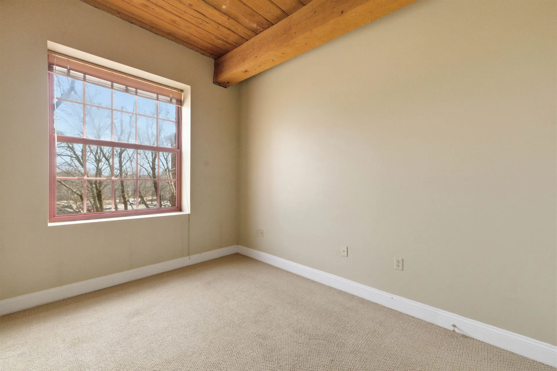 335 Cypress Street Manchester NH 03103
