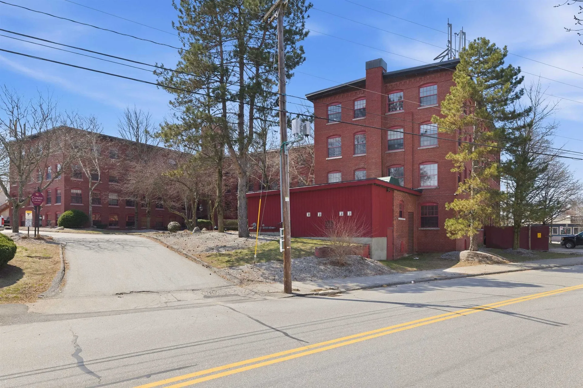 335 Cypress Street Manchester NH 03103