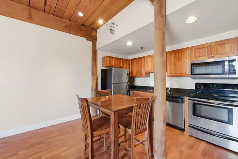 335 Cypress Street Manchester NH 03103