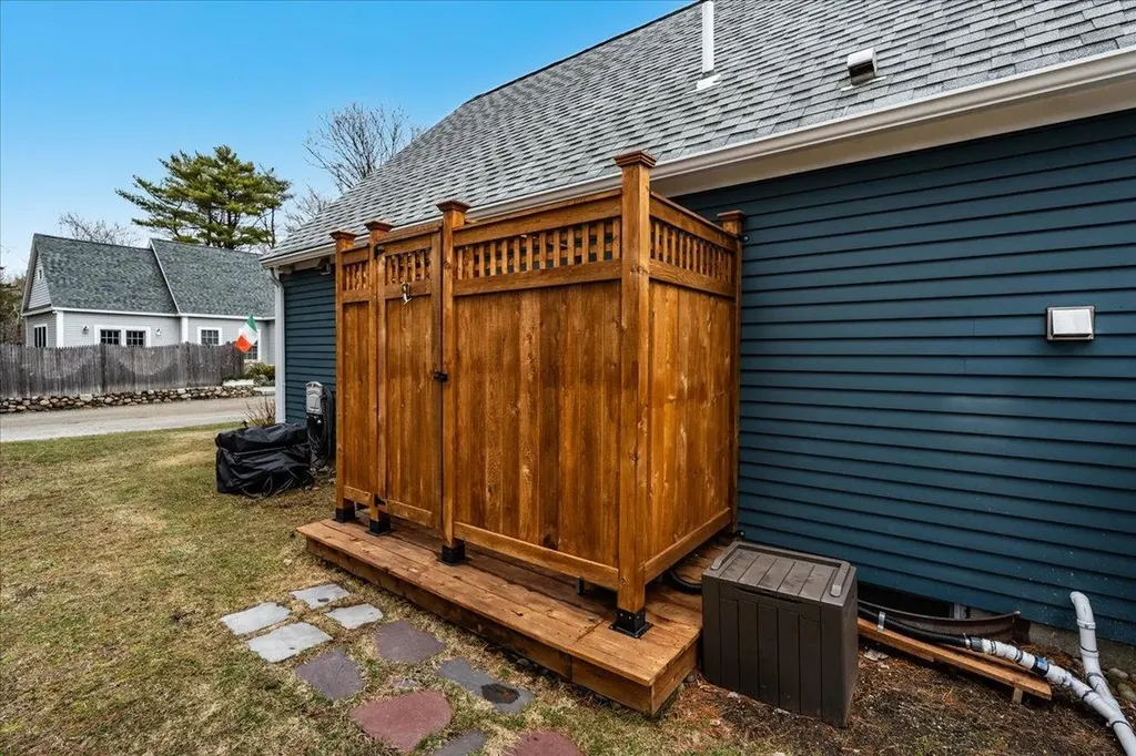 32 Porpoise Drive Rye NH 03870