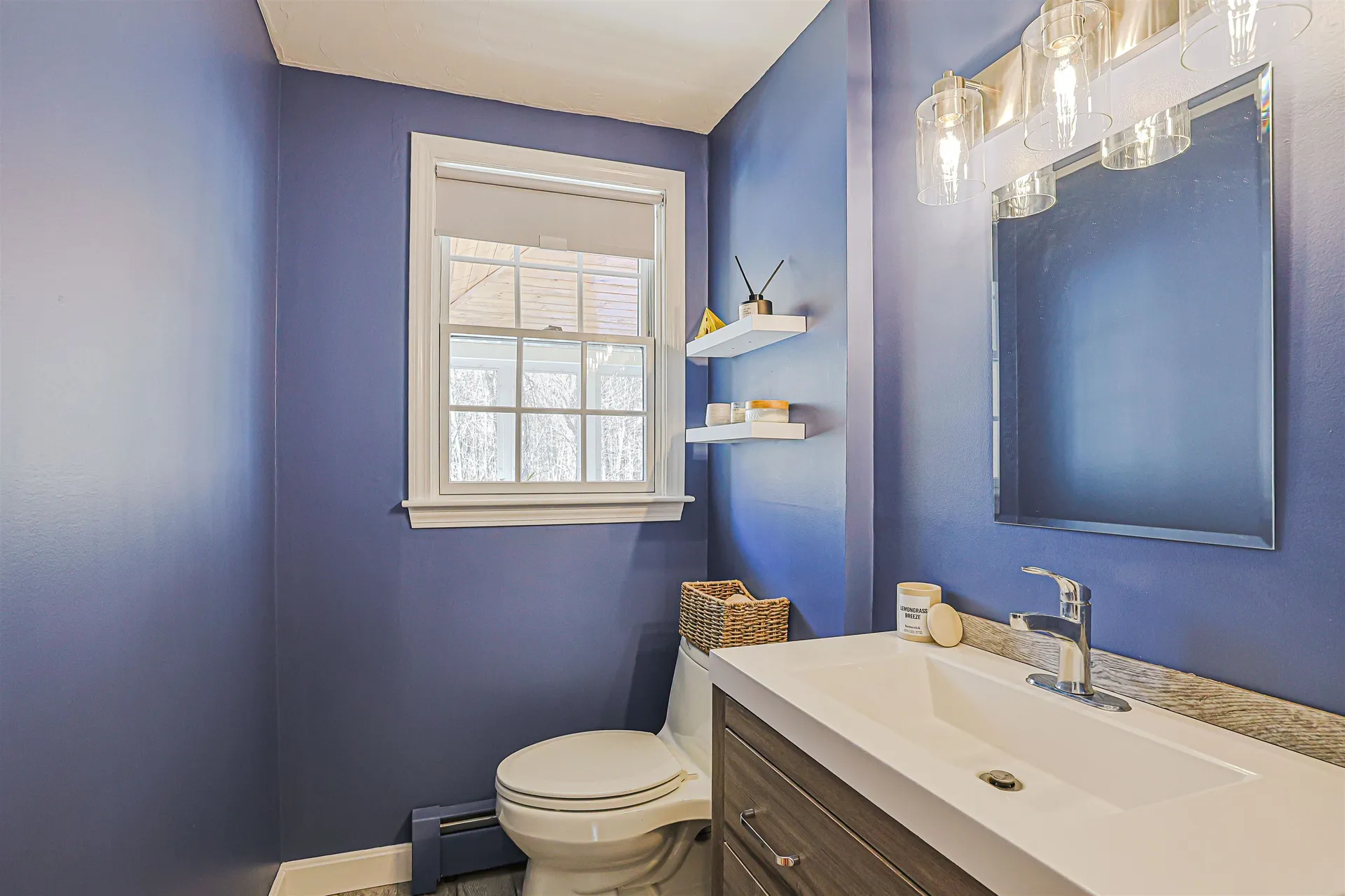 10 Dawn Street Salem NH 03079
