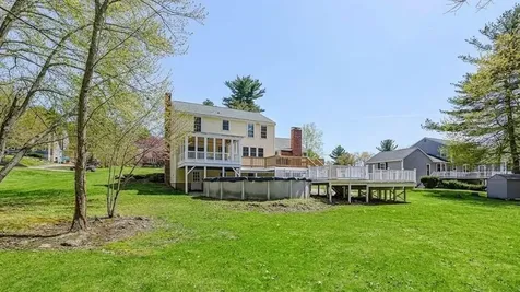10 Dawn Street Salem NH 03079