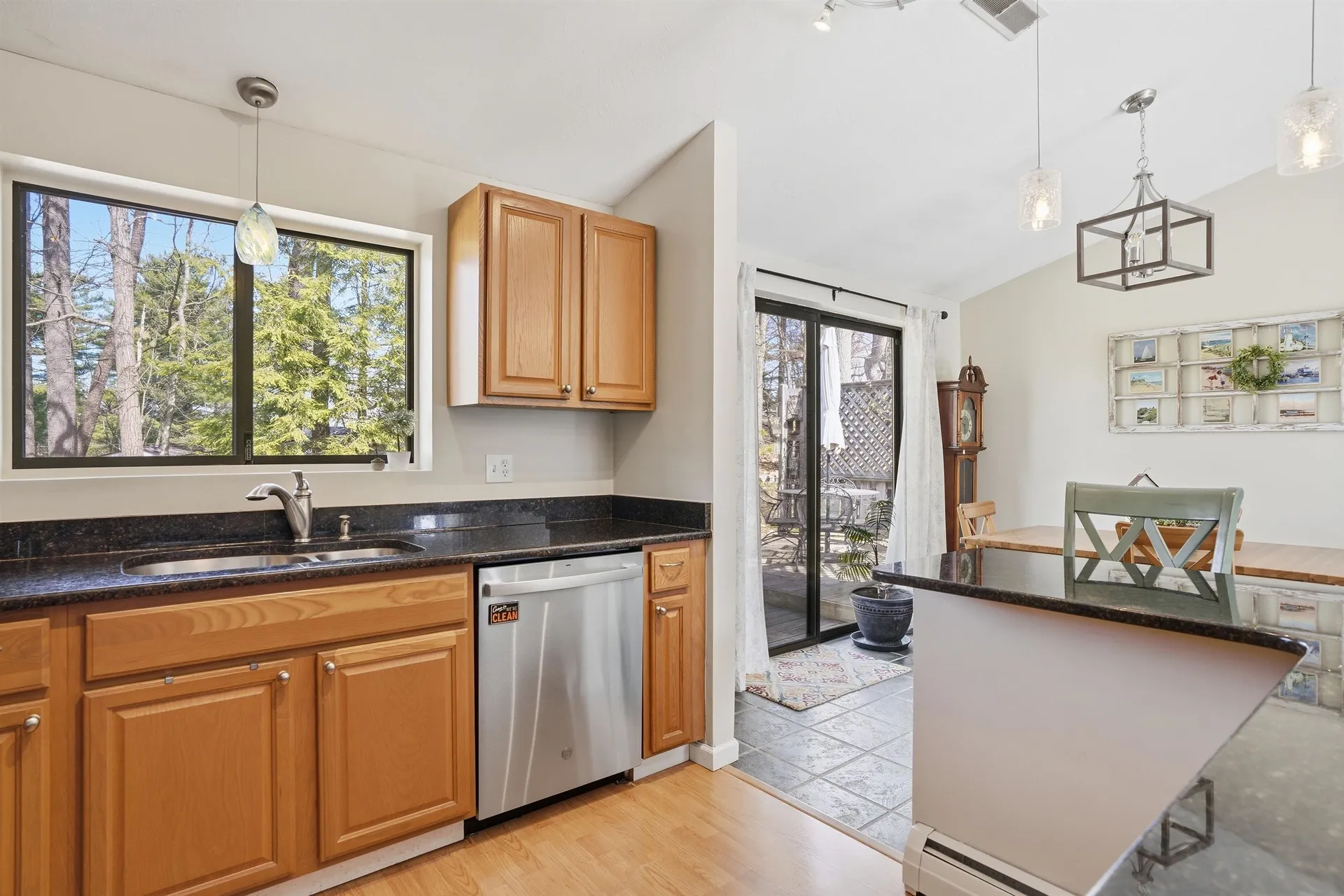 11 Olympia Circle Nashua NH 03062