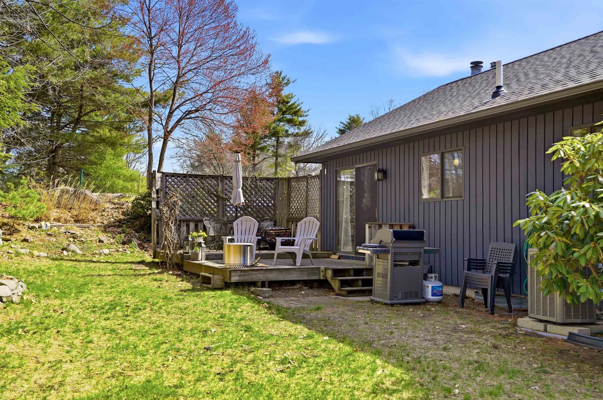 11 Olympia Circle Nashua NH 03062