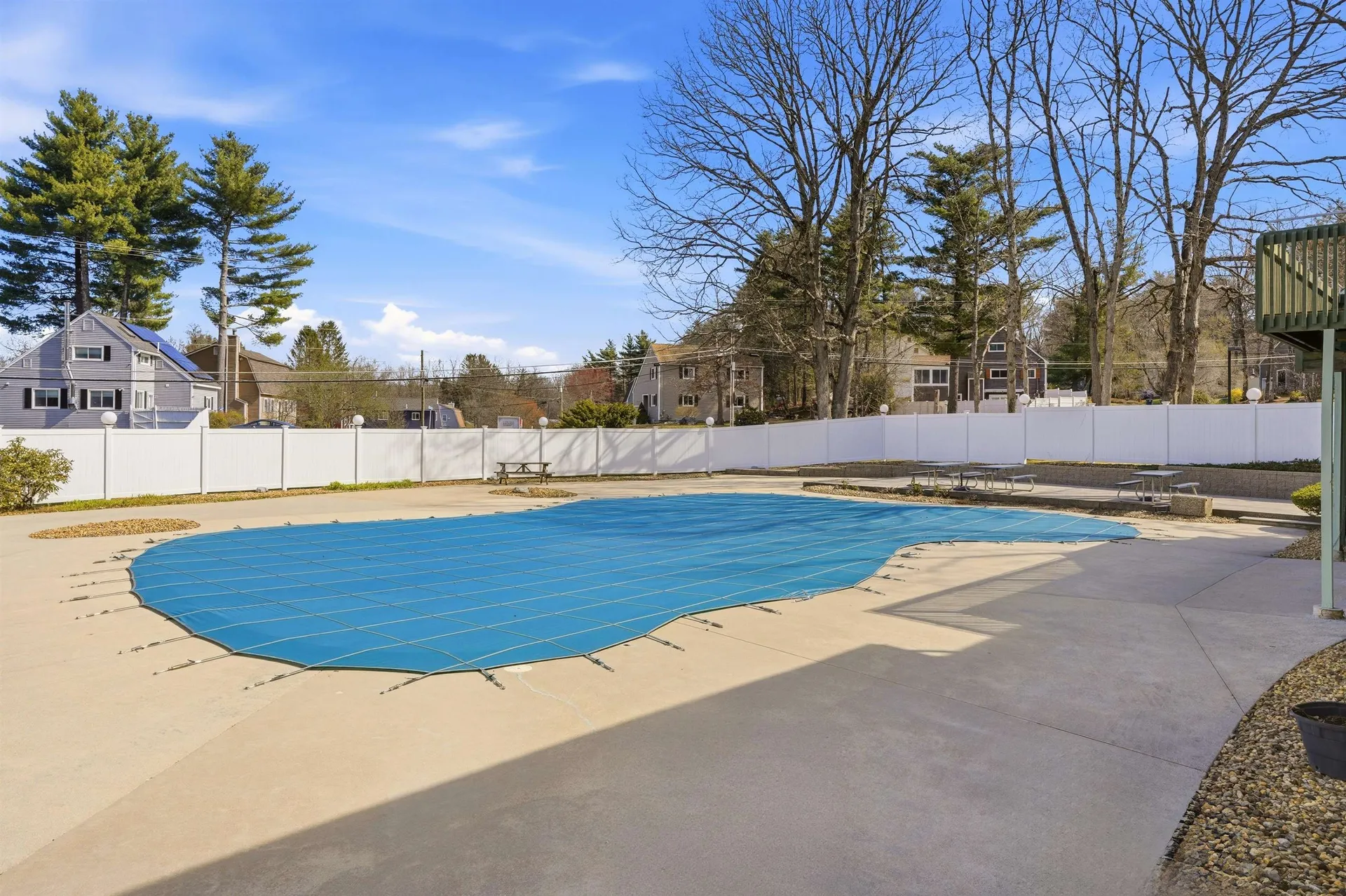 11 Olympia Circle Nashua NH 03062