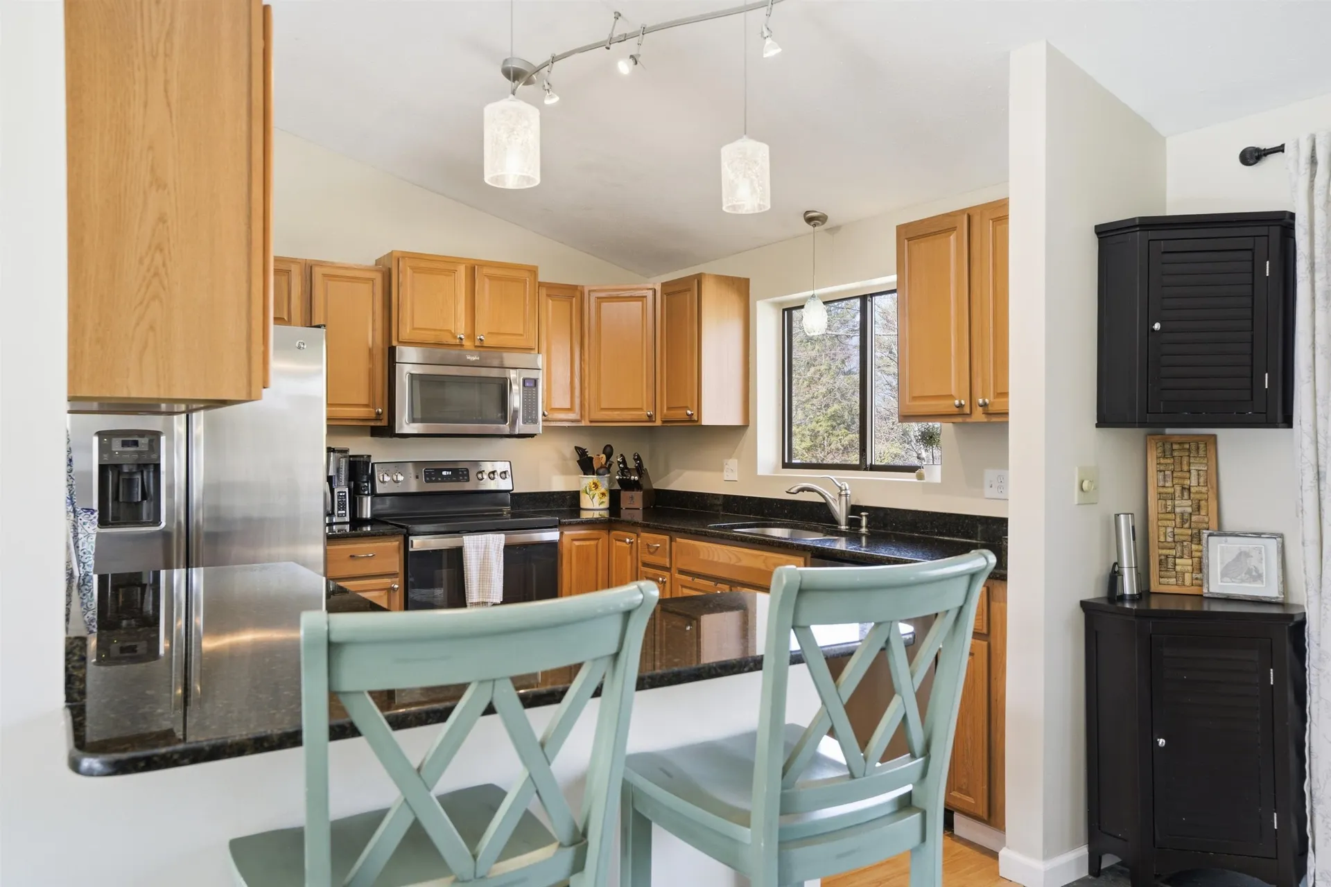 11 Olympia Circle Nashua NH 03062