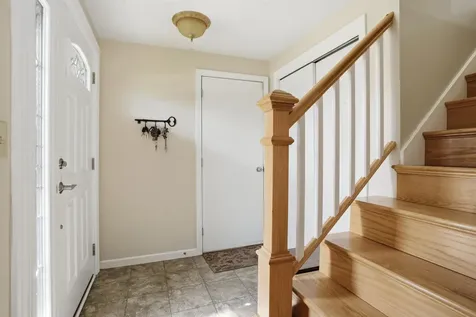 11 Olympia Circle Nashua NH 03062