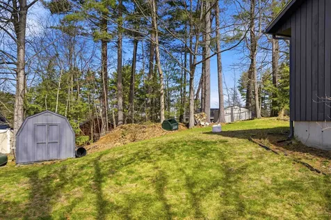 11 Olympia Circle Nashua NH 03062