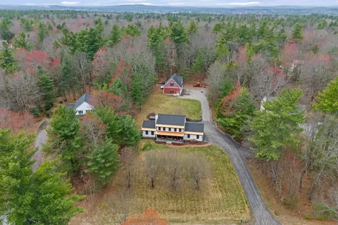 13 Newstead Street Litchfield NH 03052