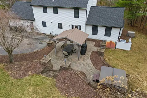 13 Newstead Street Litchfield NH 03052
