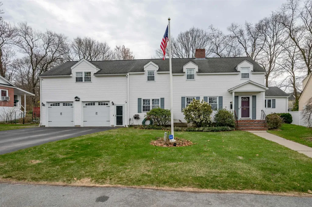 29 Dickerman Street Nashua NH 03060