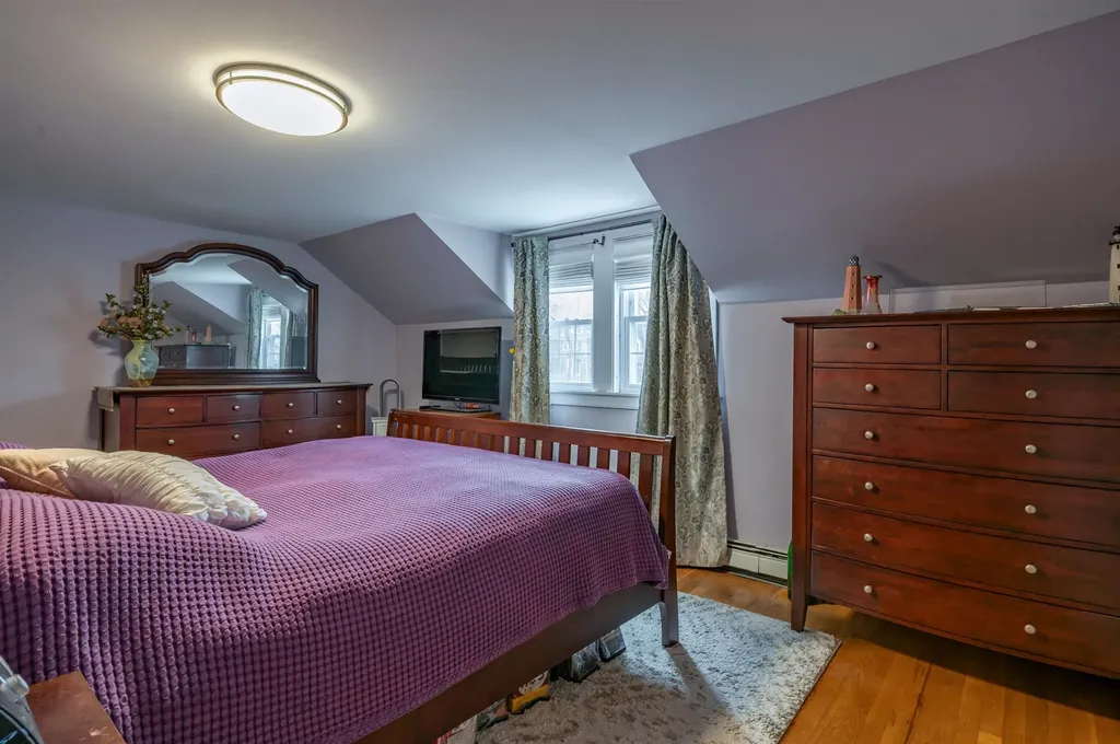29 Dickerman Street Nashua NH 03060