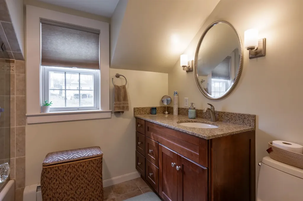 29 Dickerman Street Nashua NH 03060