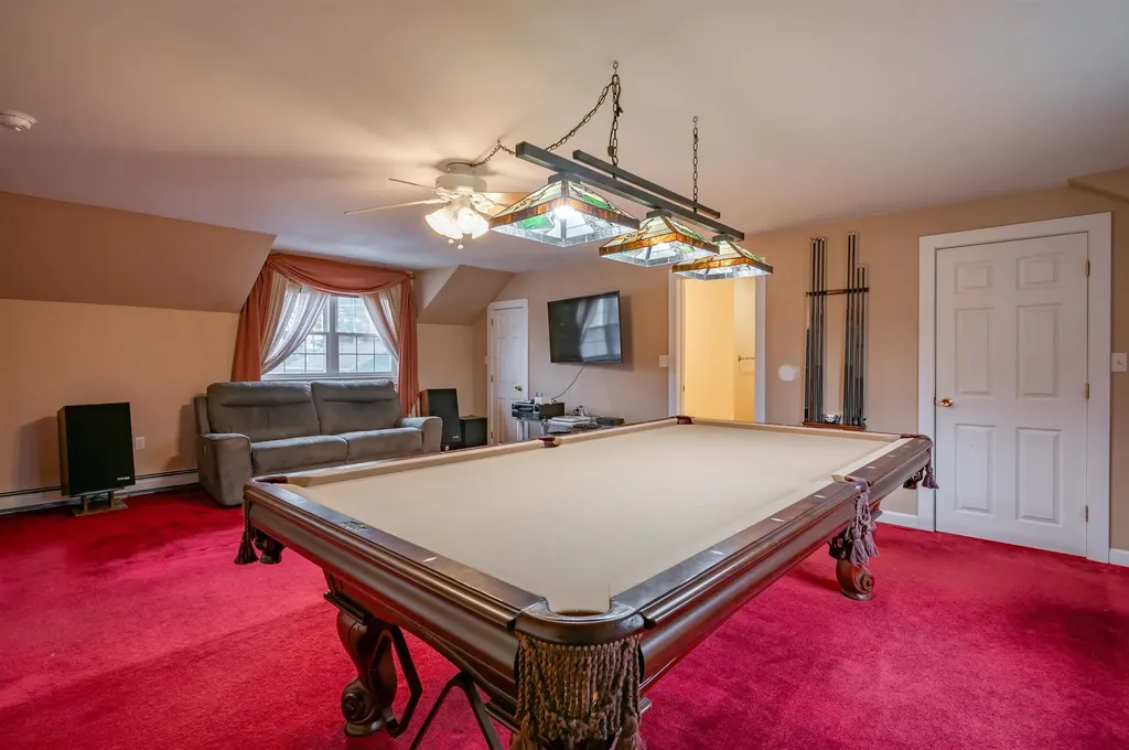 29 Dickerman Street Nashua NH 03060