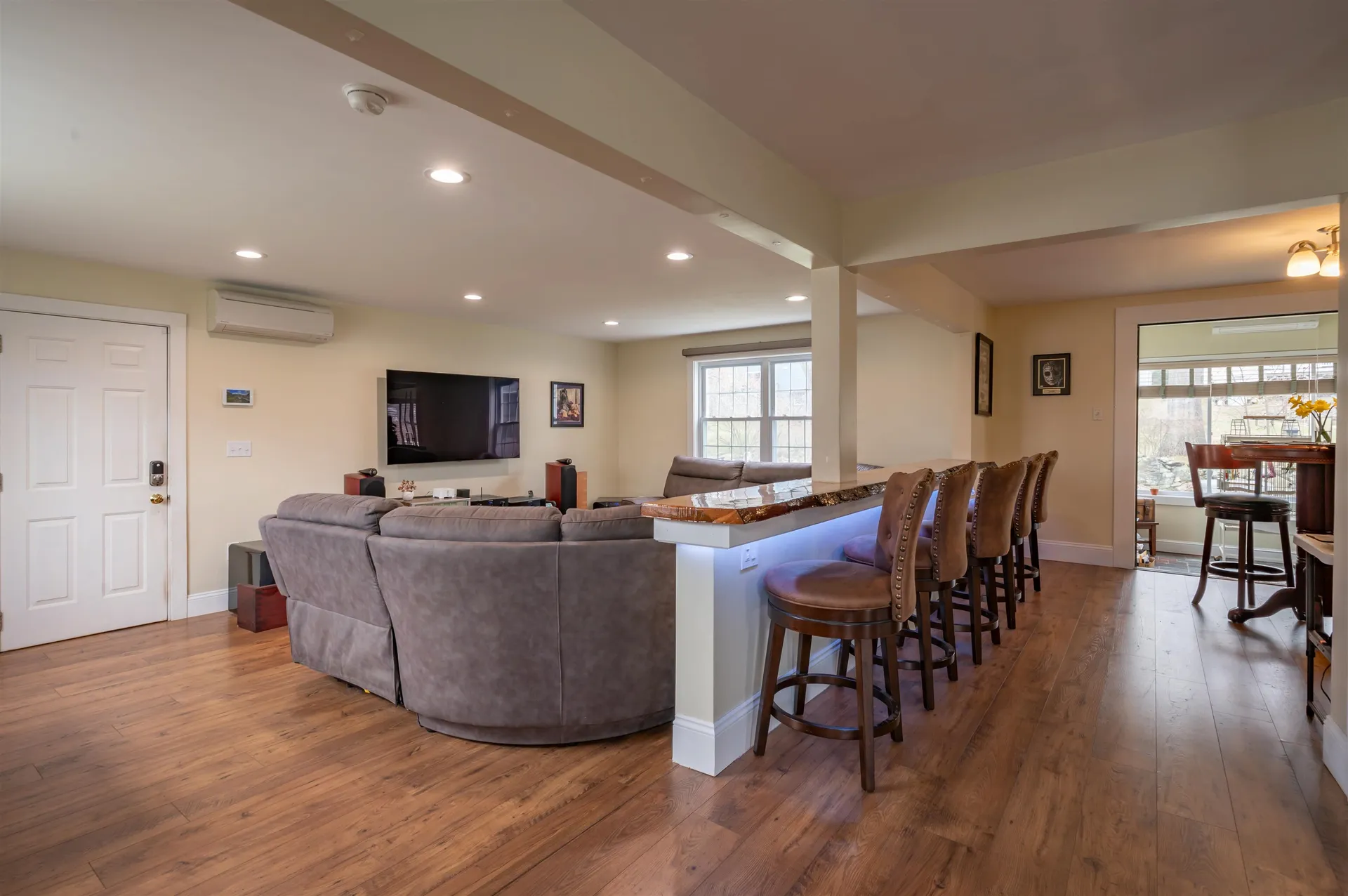 29 Dickerman Street Nashua NH 03060
