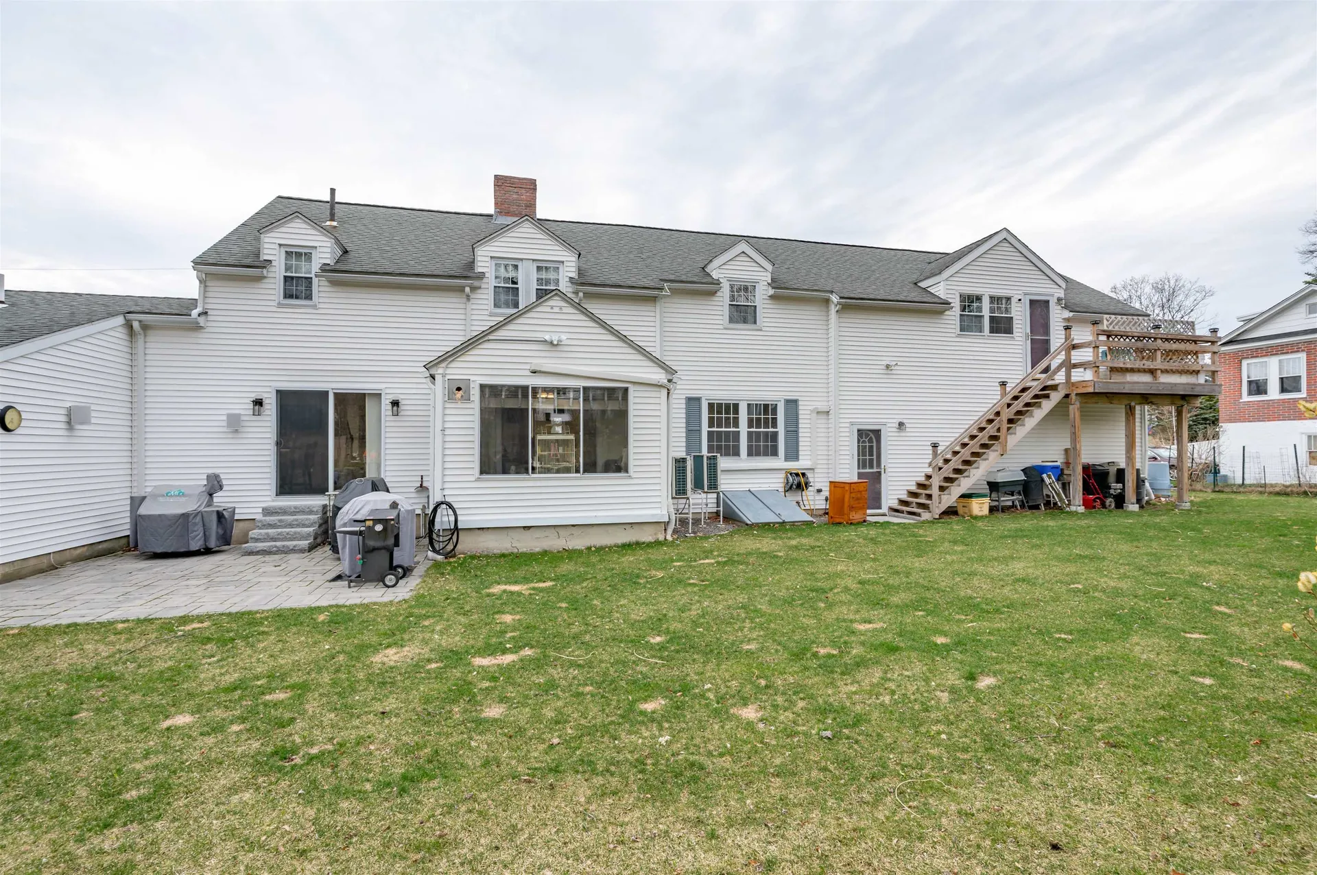 29 Dickerman Street Nashua NH 03060