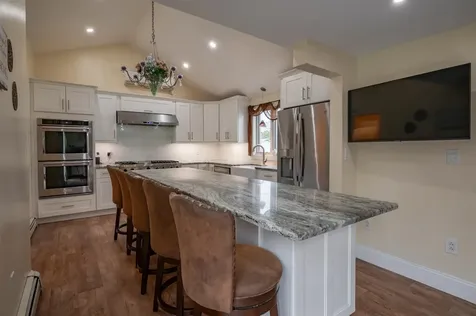 29 Dickerman Street Nashua NH 03060
