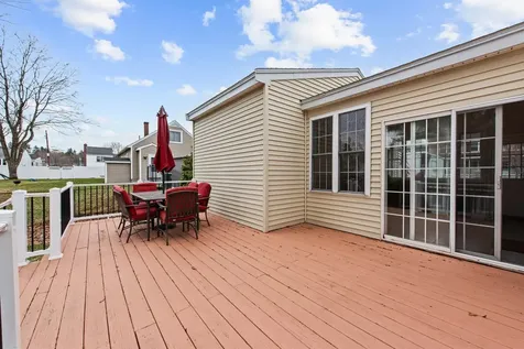 14 Beaver Street Nashua NH 03063